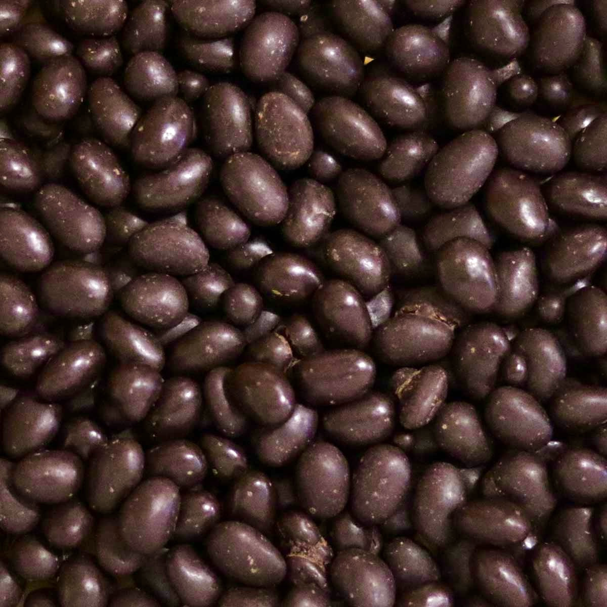 Amandes enrobées de chocolat noir - Vrac
