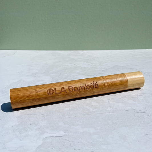 Étui de voyage en bambou pour brosse à dents